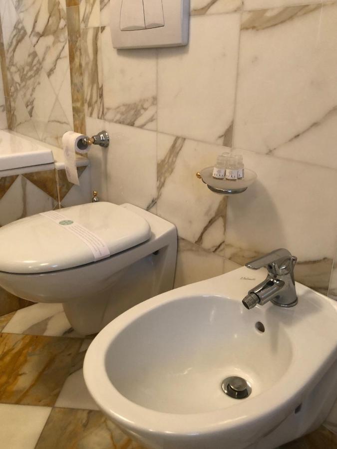 Suite Romantic Vista Lago Стреза Екстериор снимка
