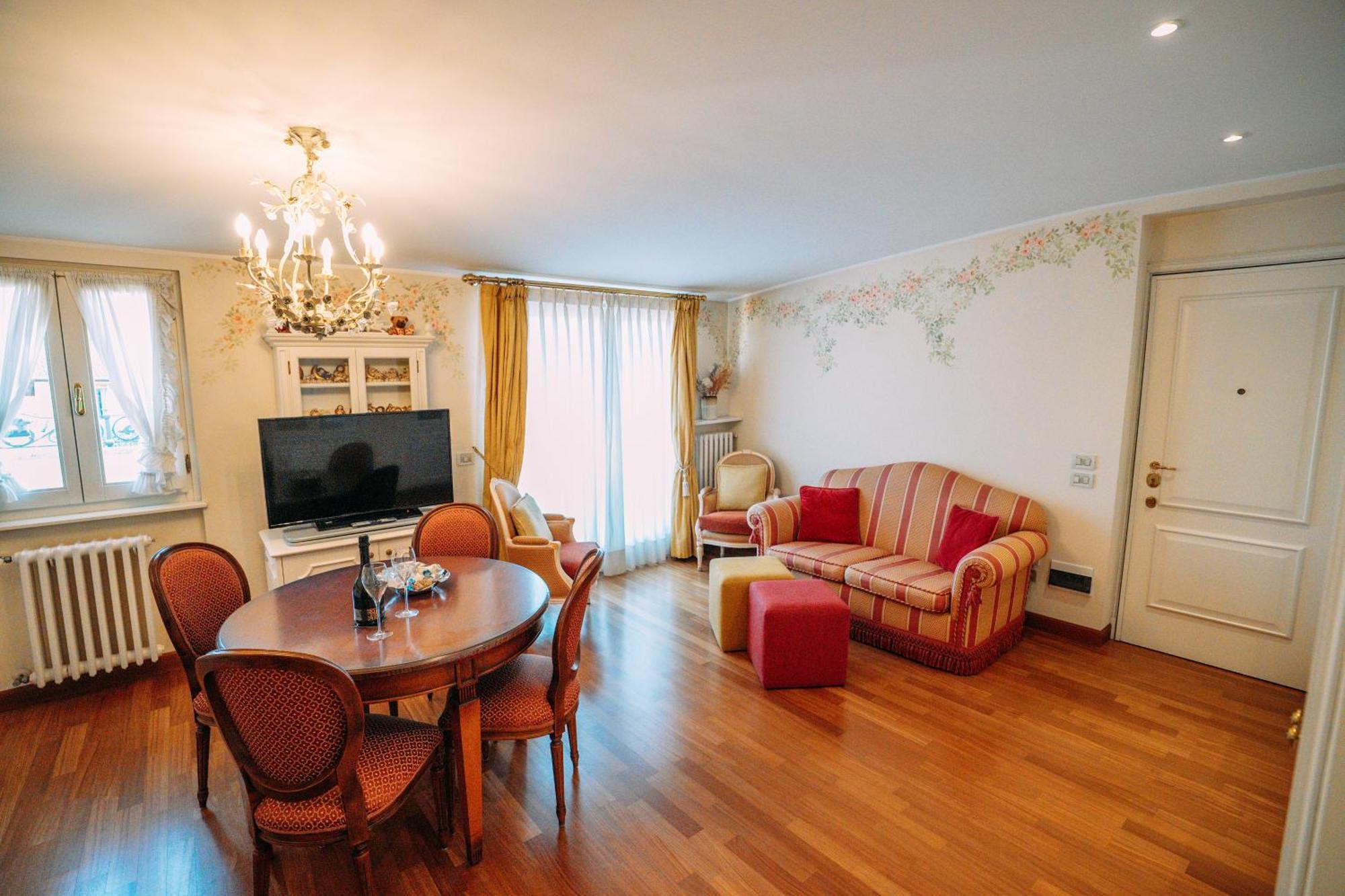 Suite Romantic Vista Lago Стреза Екстериор снимка