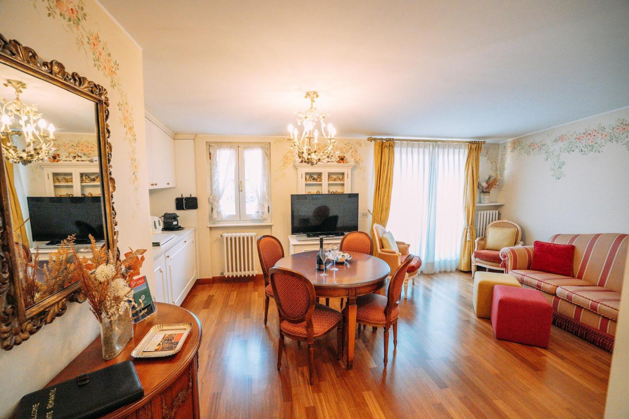 Suite Romantic Vista Lago Стреза Екстериор снимка