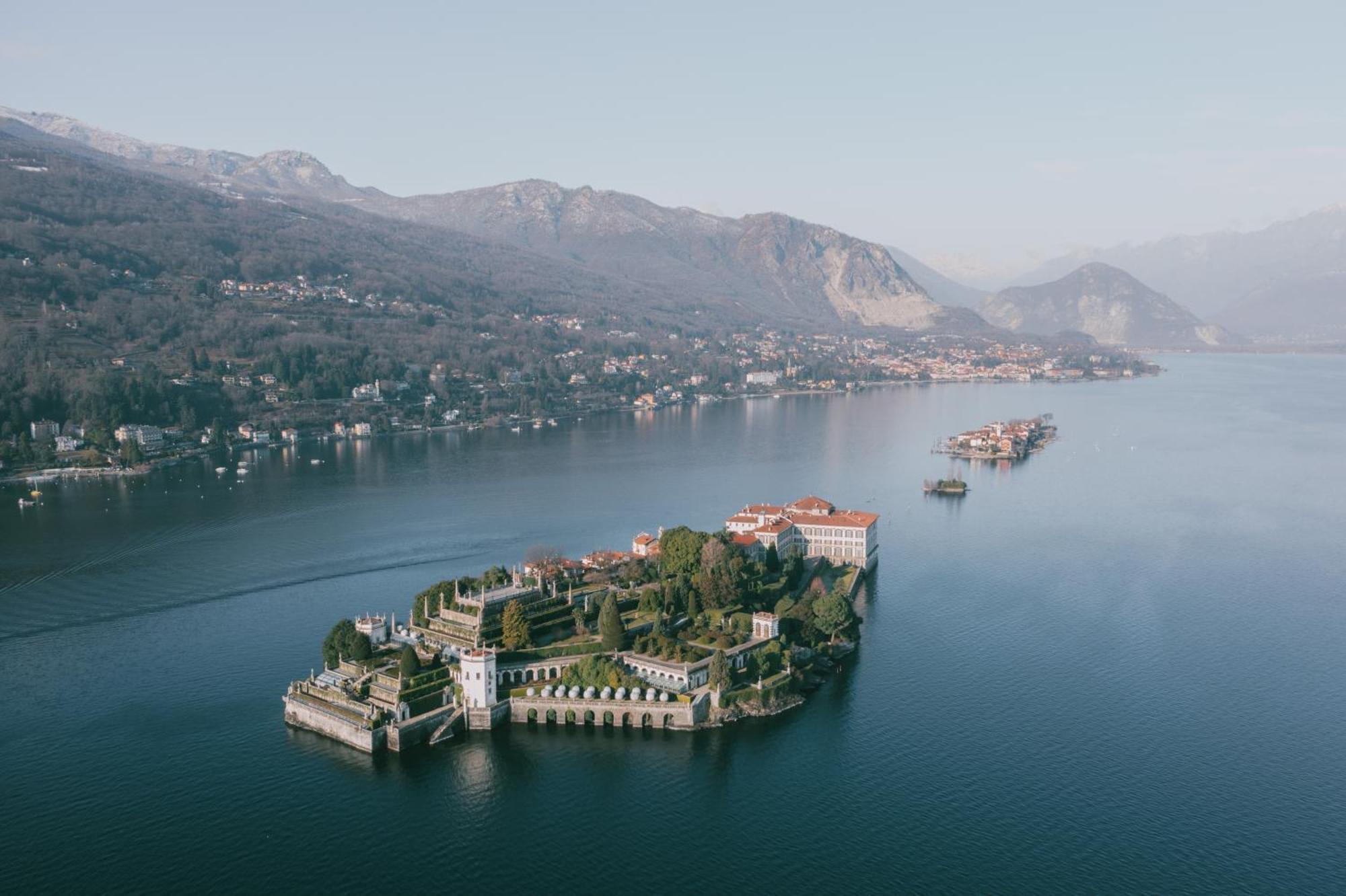 Suite Romantic Vista Lago Стреза Екстериор снимка